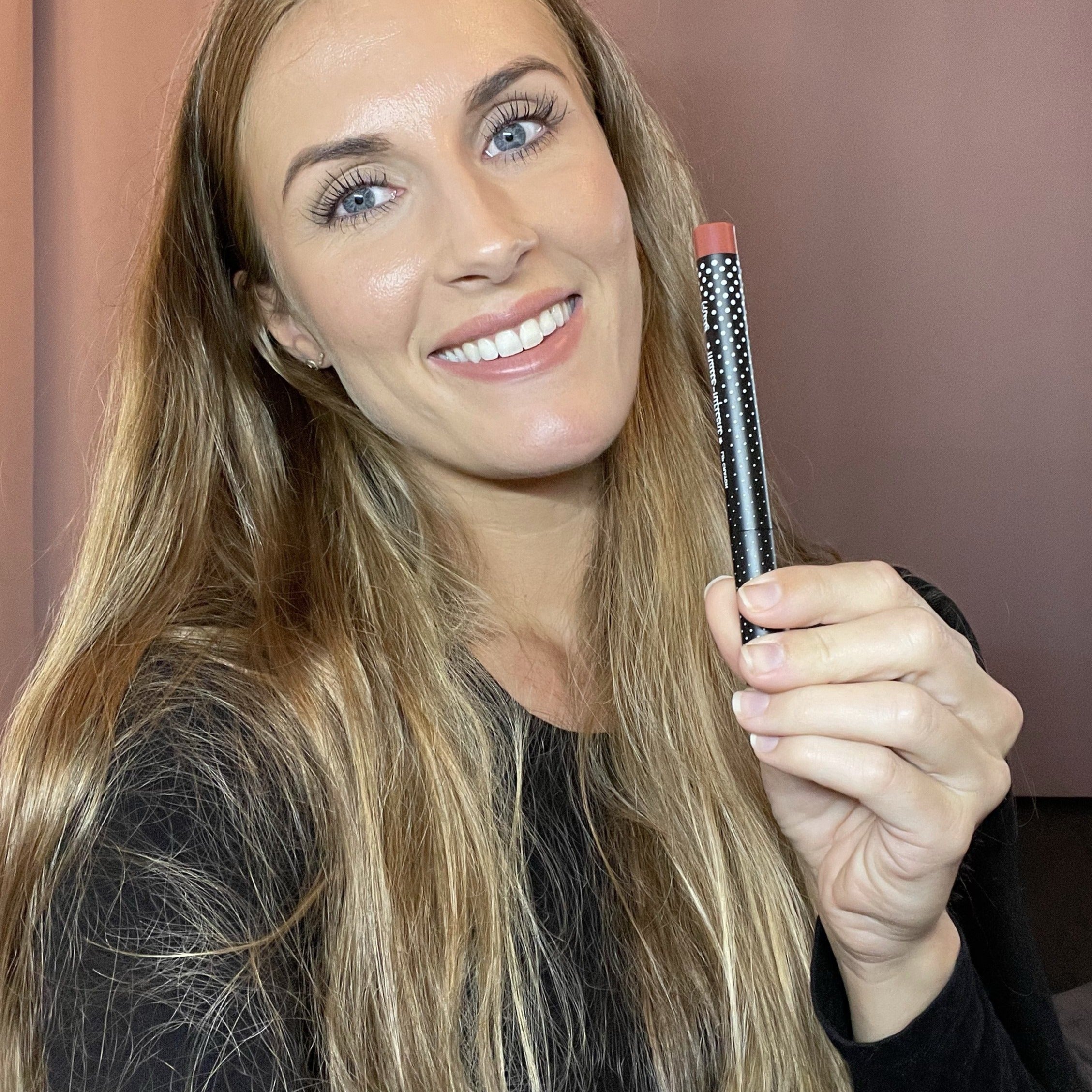 Rude Lip Crayon, Exposed